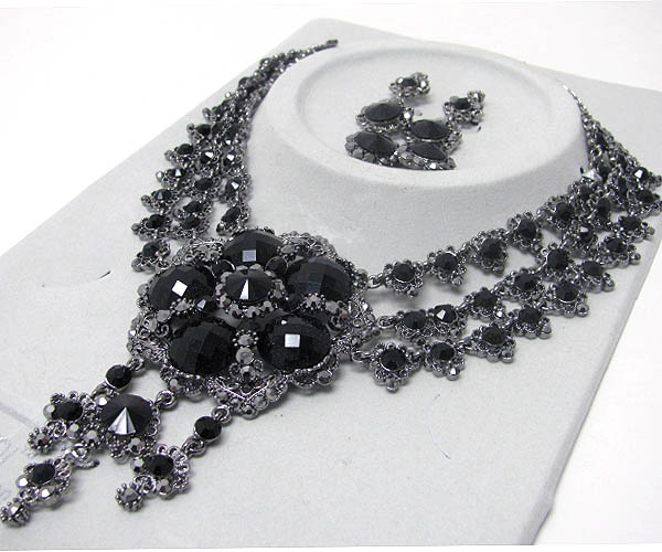 Luxurious austrian crystal line - multi crystal and facet glass deco party necklace earring set