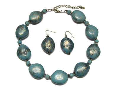 Patina style resin beads necklace and earring set