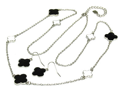 Black and white four leaved clover long necklace set