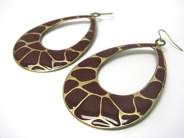 Animal pattern enameled metal tear drop earring 