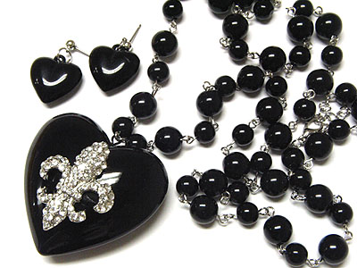 Crystal fleur de lis on epoxy heart necklace and earring set