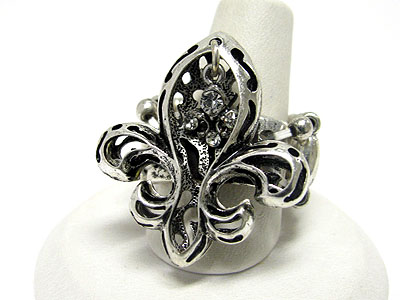 Crystal insert fleur de lis top stretch ring