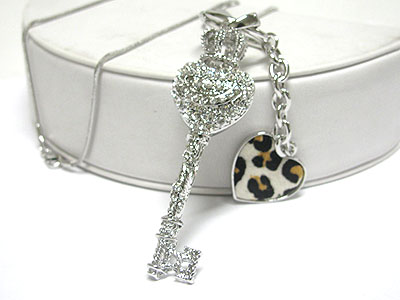 Made in korea whitegold plating crystal heart key and leopard pattern heart dangle necklace