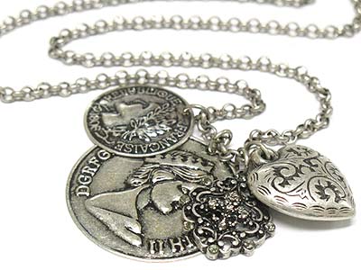 Metal coin pattern disk charm necklace