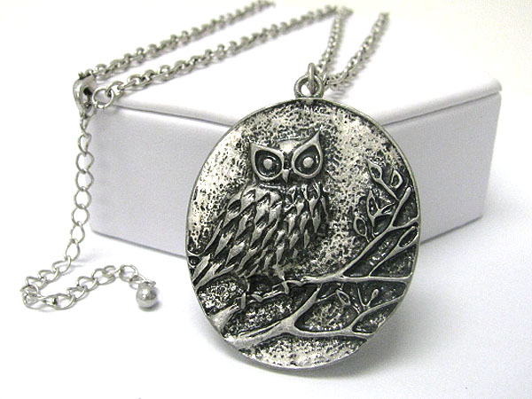 Burnish metal owl picture oval pendant long necklace