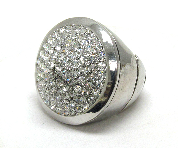 Round crystal with spkie on top stretch ring