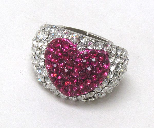 Multi crystal heart shaped stretch ring -valentine