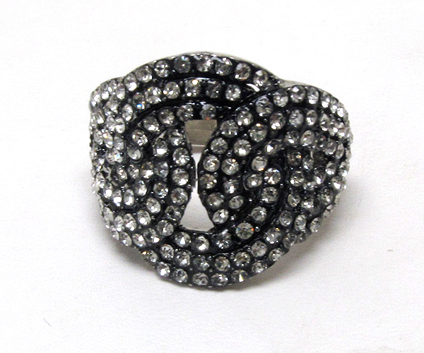 Three crystal circles stretch ring