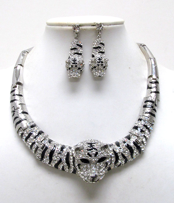 Luxury class austrian crystal stud leopard choker and earring set