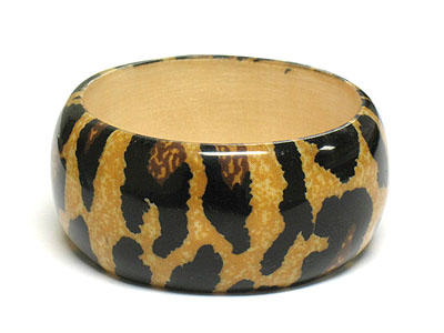 Glossy coating hand crafted  animal print wide wooden bangle bracelet