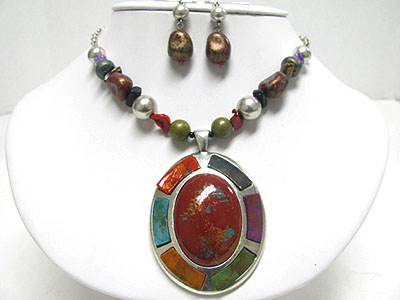 Patina metal work oval pendant multi beads necklace set