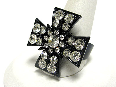 Crystal stud cross adjustable ring