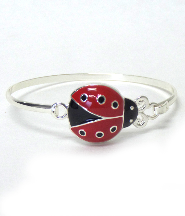 Lady bug metal hook bangle bracelet