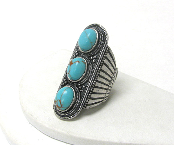 Triple turquoise stone and metal stretch ring