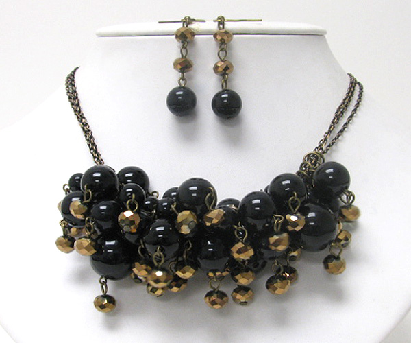 Multi pearl and glass bead deco necklace earring set