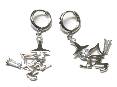 Made in korea whitegold plating cubic zirconia halloween flying witch earring