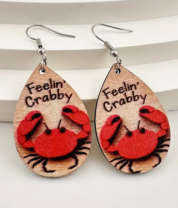 Sealife theme teardrop wood earring - feeling crabby