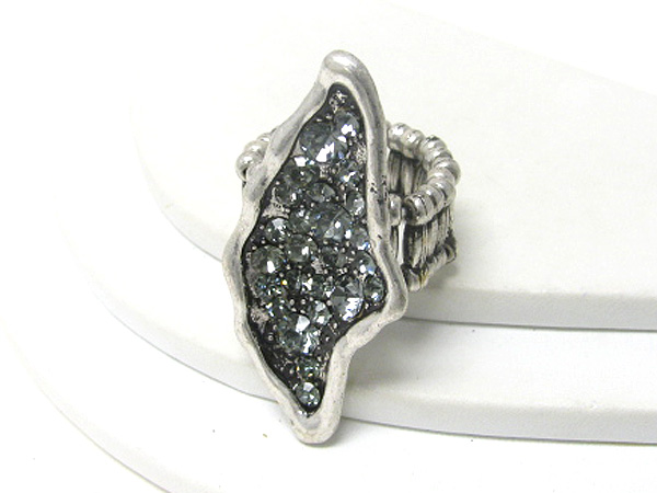 Crystal paved natural shape stretch ring