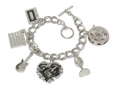 Multi metal detailed charms toggle bracelet 