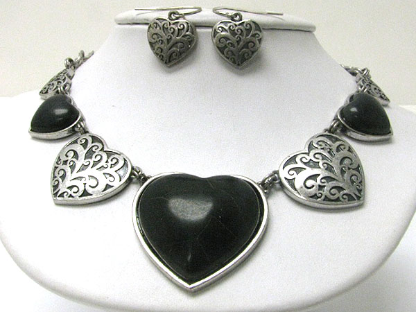 Natural stone and textured metal heart link necklace earring set