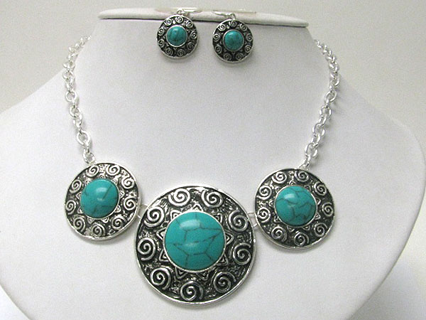 Three natural stone and textured metal circle link necklace earring set