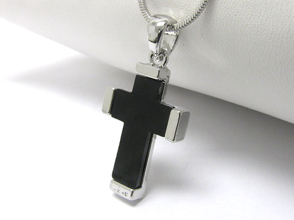 Made in korea whitegold plating metal and onyx cross pendant necklace