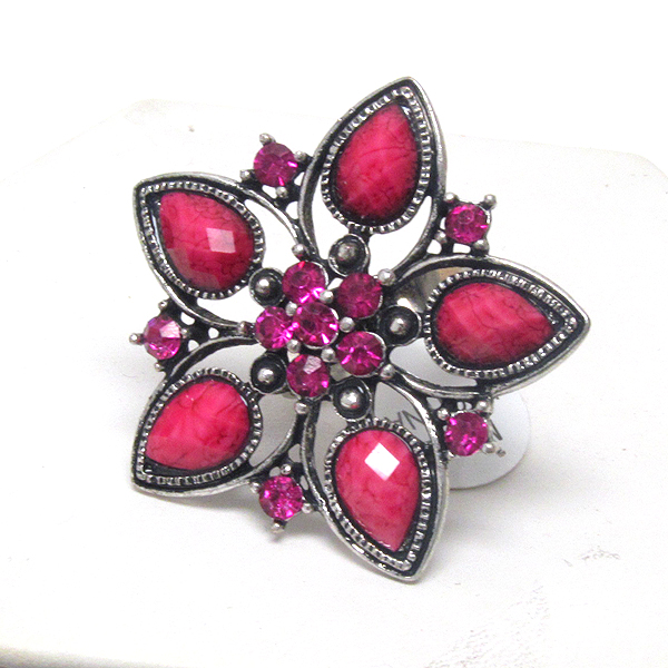 Crystal and facet acrylic stone deco flower ring