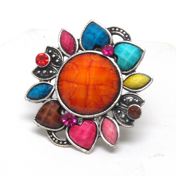 Crystal and facet acrylic stone deco flower ring