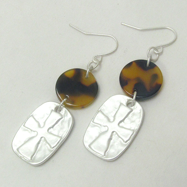 Tortoise disk and hammered cross drop earring