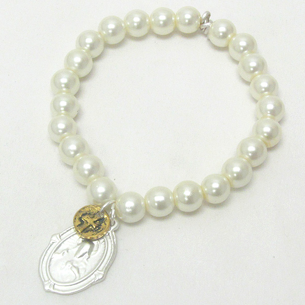 The holy mother charm and pearl stretch bracelet