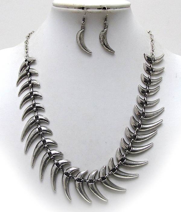 Multi small metal tusk chain necklace earring set