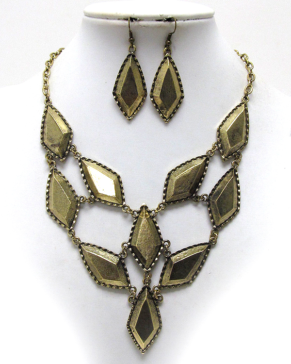 Multi metal arrowhead connected chain necklace earring set