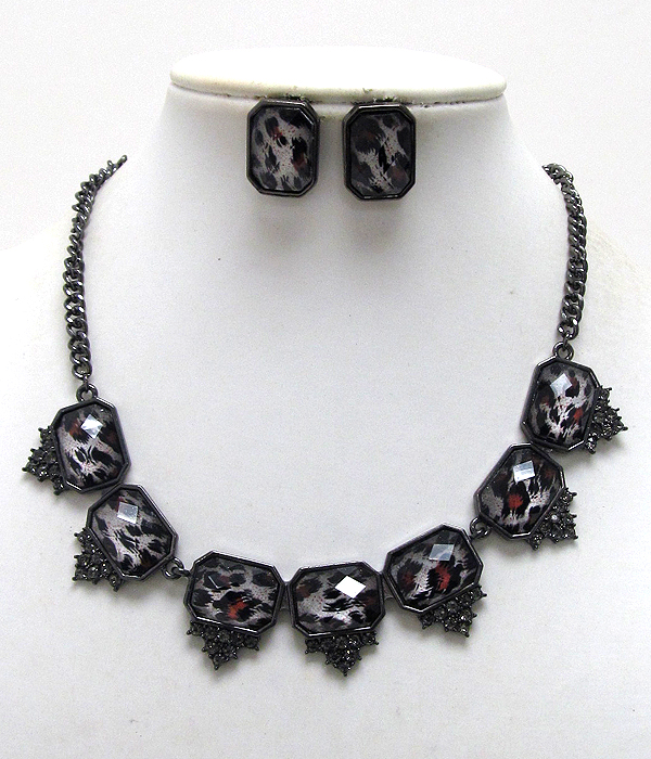 Multi glass square shape animal print with crystal drop chain necklace earring set