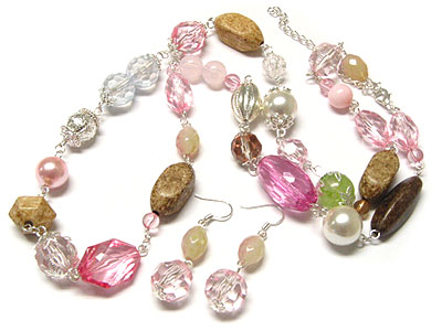 Natural stone and acryl beads long necklace and earring set