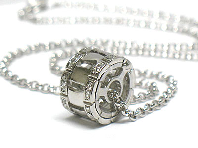 Made in korea whitegold plating designer style crystal stud round wheel pendant necklace