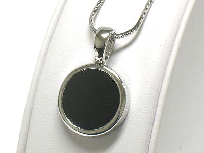 Made in korea whitegold plating onyx round pendant pendant necklace