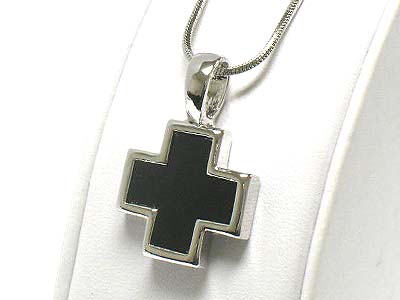 Made in korea whitegold plating onyx cross pendant pendant necklace