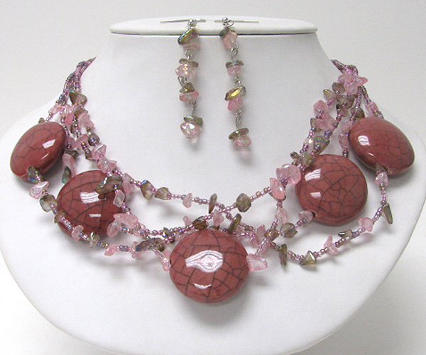 Natural look multi figurine disk and chip stone necklace earring set