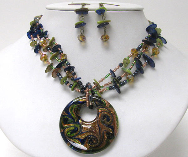 Murano glass disk pendant and chip stone necklace earring set