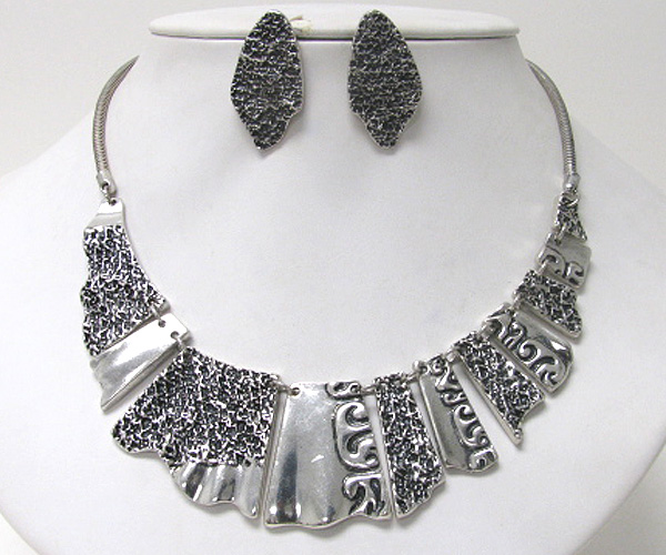 Textured metal bar link necklace earring set