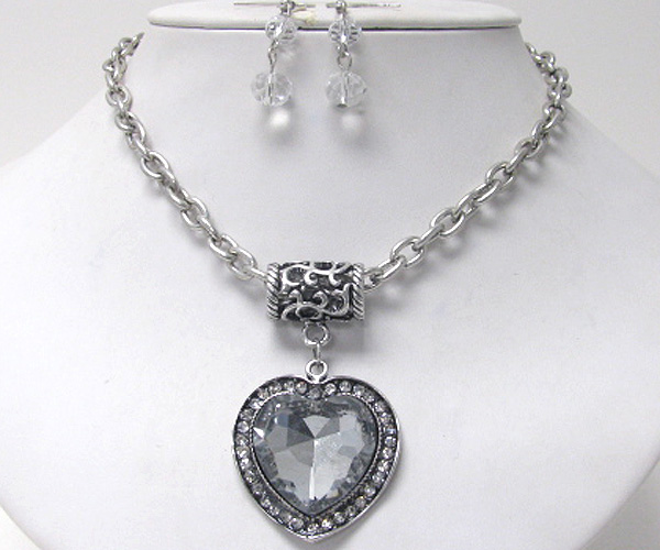 Facet glass heart and crystal deco pendant necklace earring set