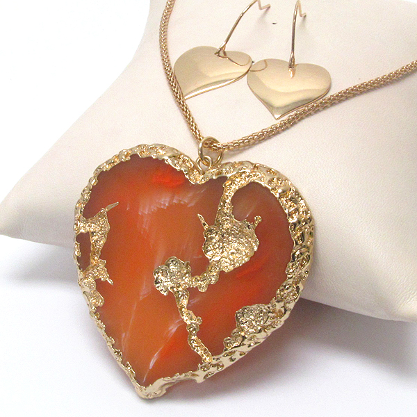 Gold flake natural stone heart pendant necklace earring set