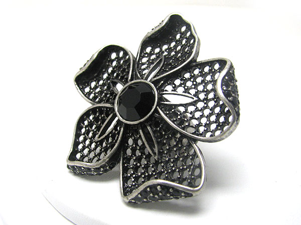 Crystal edge large metal flower strethc ring