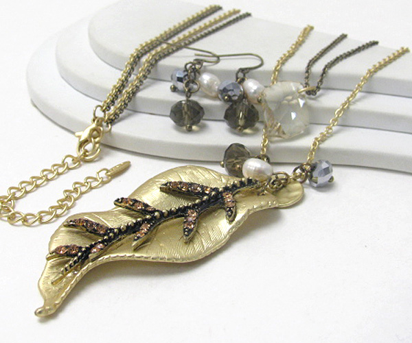 Crystal and facet glass deco leaf pendant long necklace earring set