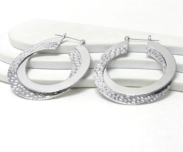 Plain and hammered metal link hoop earring - hoops