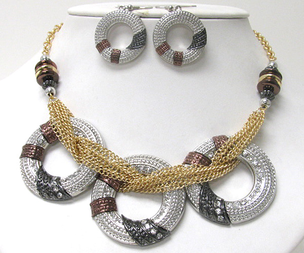 Crystal deco triple donut chain link necklace earring set