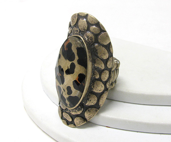 Animal theme long finger stretch ring