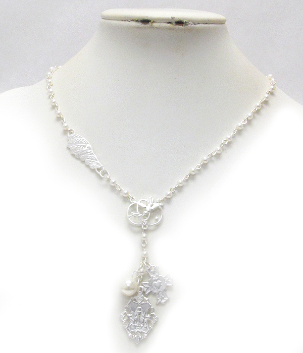 Pearl and cross pendant and freshwater pearl dangle necklace