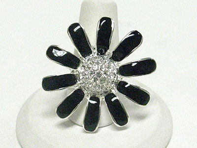 Crystal and metal epoxy flower adjustable ring