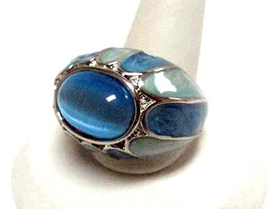 Metal epoxy and crystal puffy ring